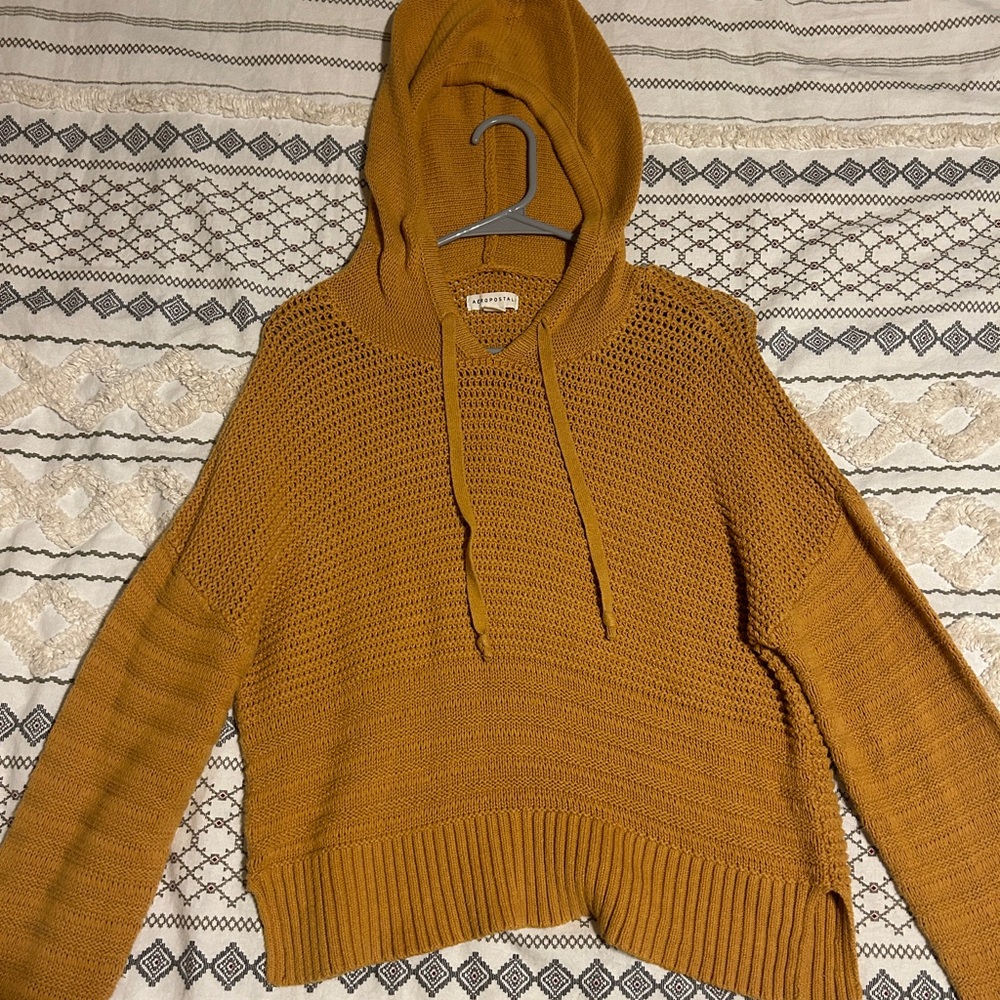 Cropped Aeropostale Pullover